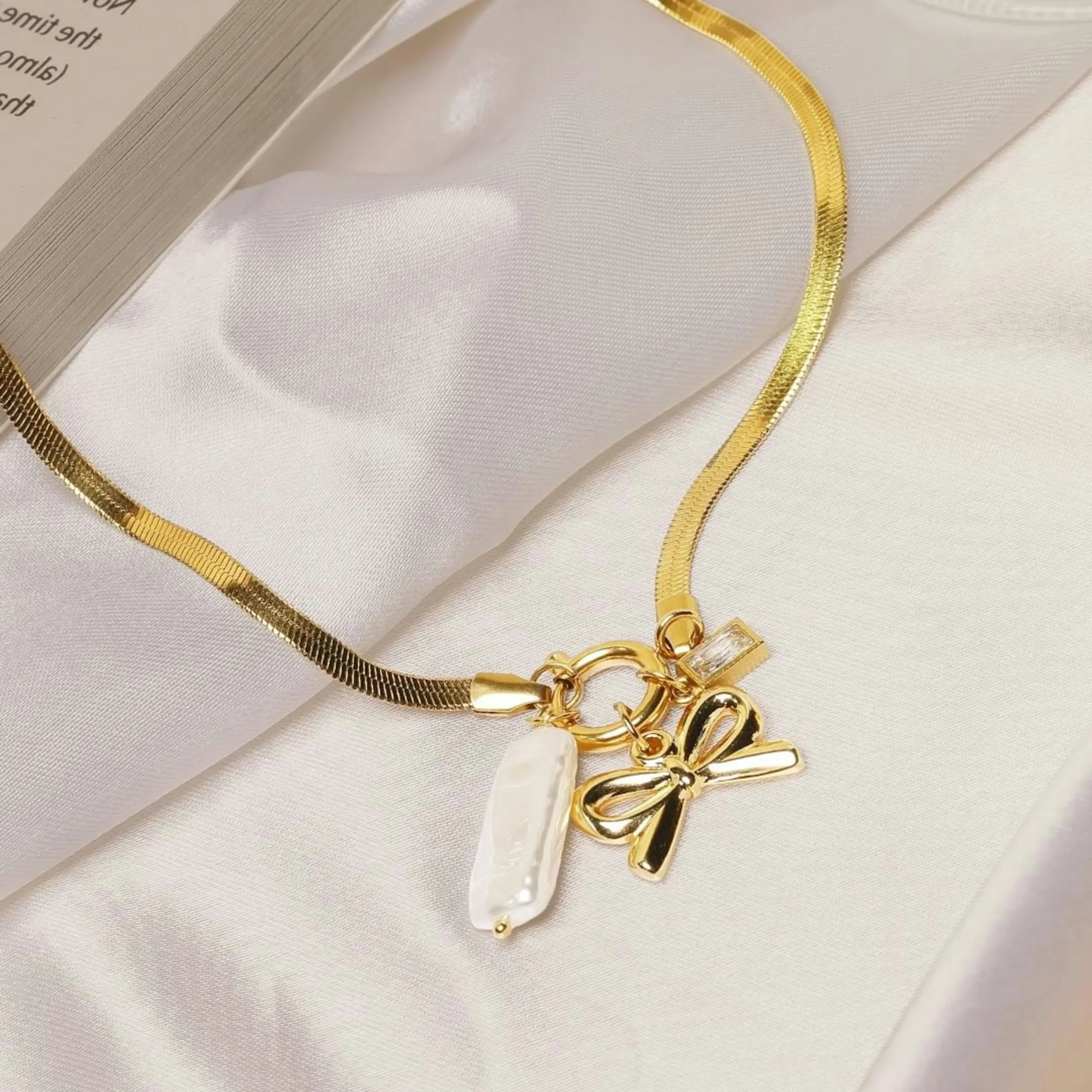 Fashion Jewellery in UAE